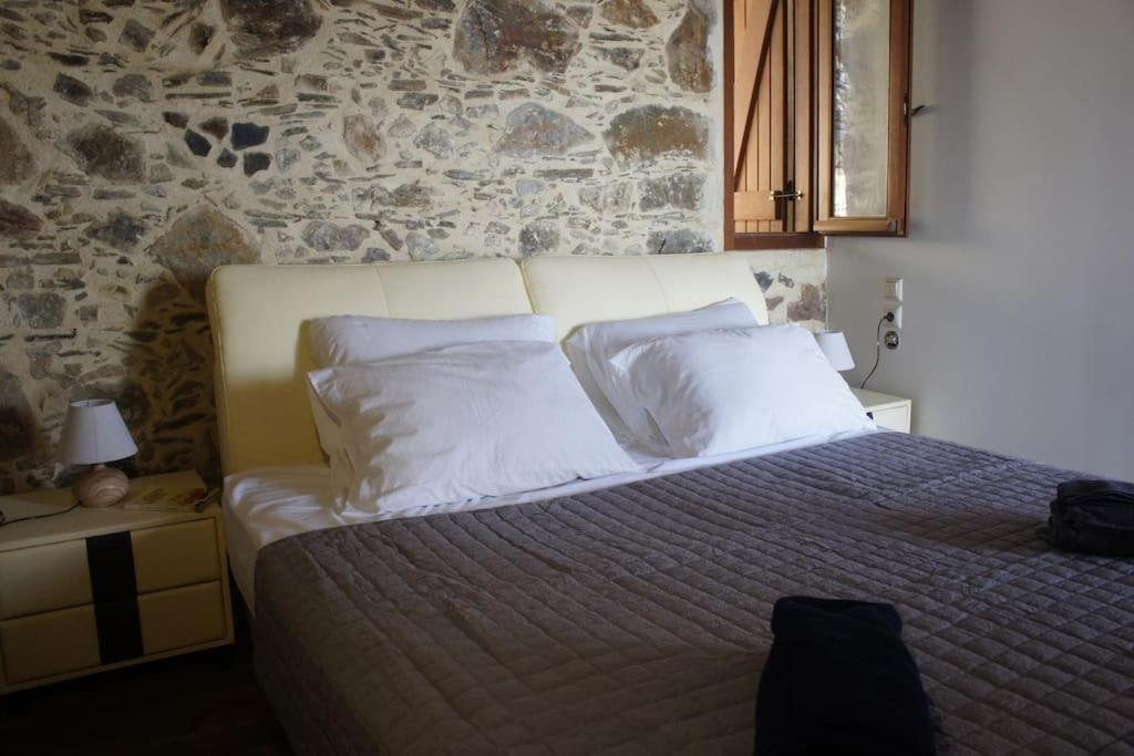 Willa Alegria Stone House AmigdhalokeFálion Zewnętrze zdjęcie